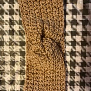 crossed ear warmer head band!